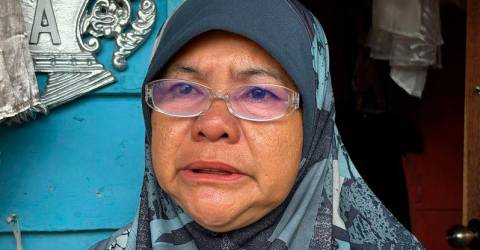 Single mother’s Raya plans washed away by floods