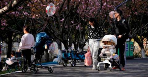 China encourages babymaking with free milk, childcare subsidies