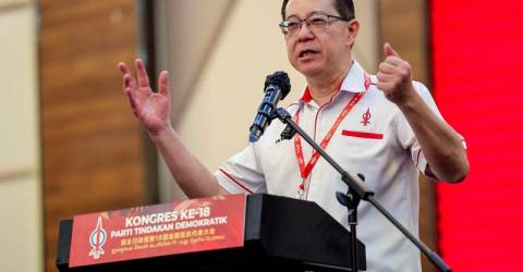 DAP tegaskan sokongan padu kepada Anwar